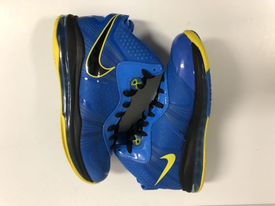 Nike LeBron 8 V/2 Entourage