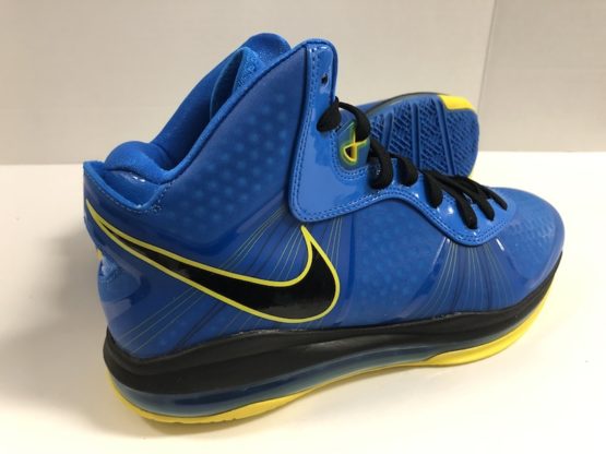 Nike Air LeBron 8 V/2 "Entourage" (2011) - Image 3