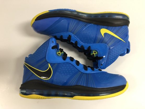 Nike Air LeBron 8 V/2 "Entourage" (2011) - Image 4