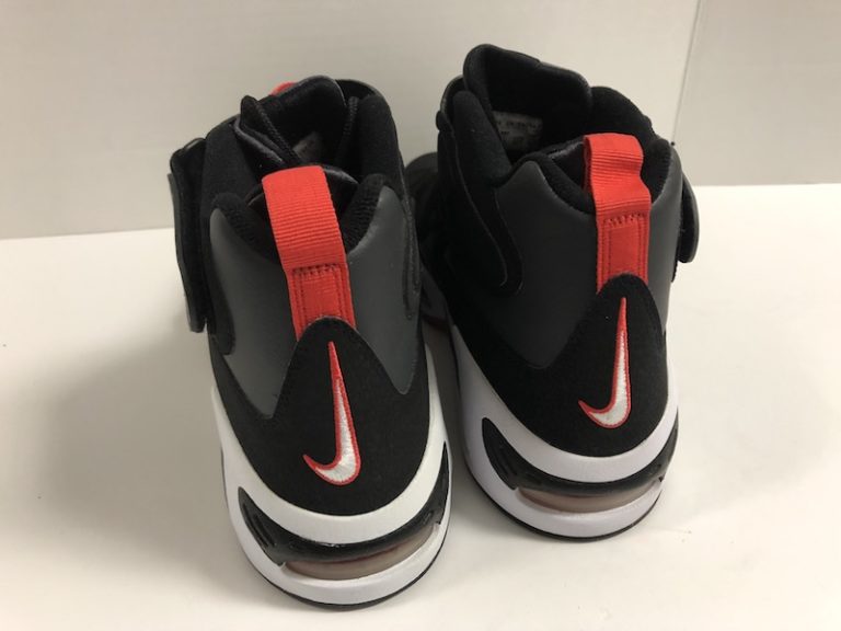 when do the red and black 12s come out