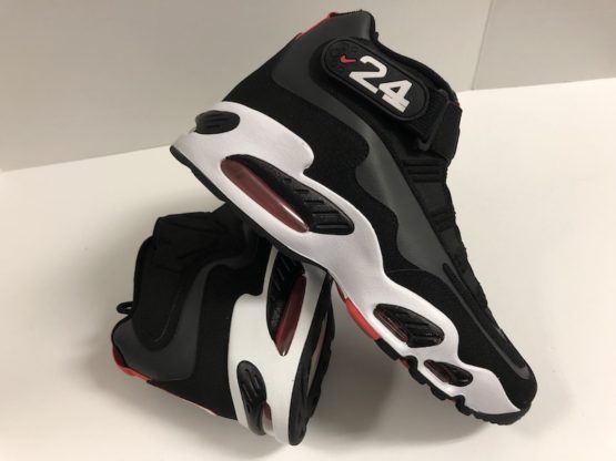 Nike Air Griffey Max 1 "Hot Red" (2008) - Image 2