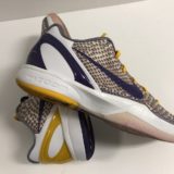 Nike Zoom Kobe 6 "3D Lakers" (2011) - Image 4
