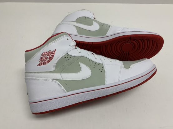 Nike Air Jordan 1 Retro "Hare Jordan" (2009) - Image 6