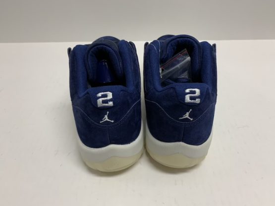 Nike Air Jordan XI Low Retro "Derek Jeter" (2018) - Image 2