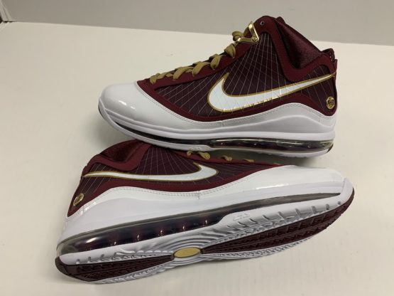 Nike Air Max LeBron 7 "Christ The King" (2010) - Image 8
