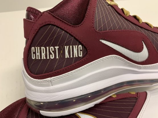 Nike Air Max LeBron 7 "Christ The King" (2010) - Image 2