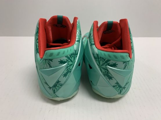 Nike Air Zoom LeBron XI "Christmas" (2013) - Image 3