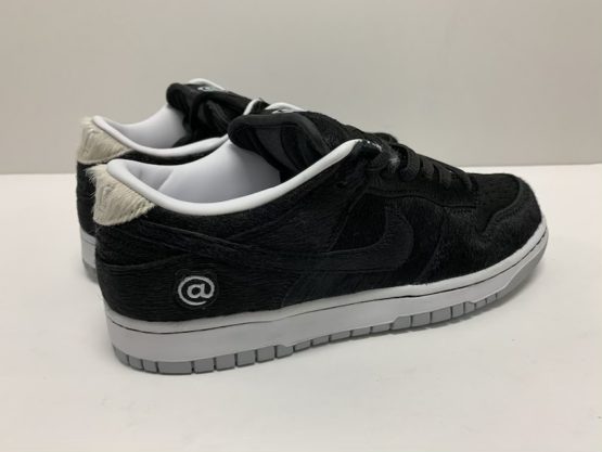 Nike SB Dunk Low OG QS "Medicom" (2020) - Image 4