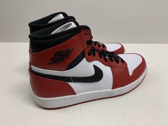 Nike Air Jordan 1 Retro "Chicago" (2013) - Image 4