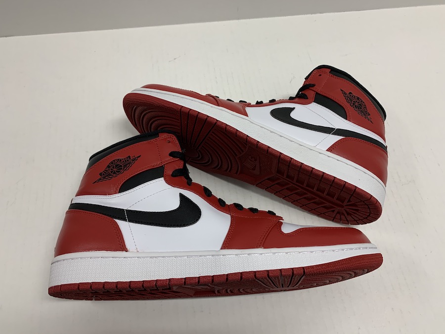 Walter Cunningham skyde Syndicate Buy 100% Authentic Nike Air Jordan 1 Retro "Chicago" (2013)