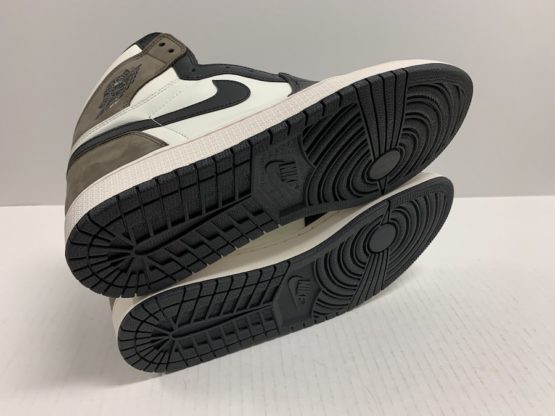 Nike Air Jordan 1 Retro "Mocha" (2020) - Image 5