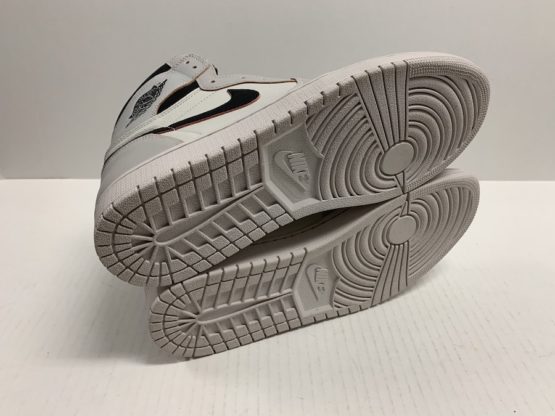 Nike Air Jordan 1 Retro "NYC to Paris" (2019) - Image 5