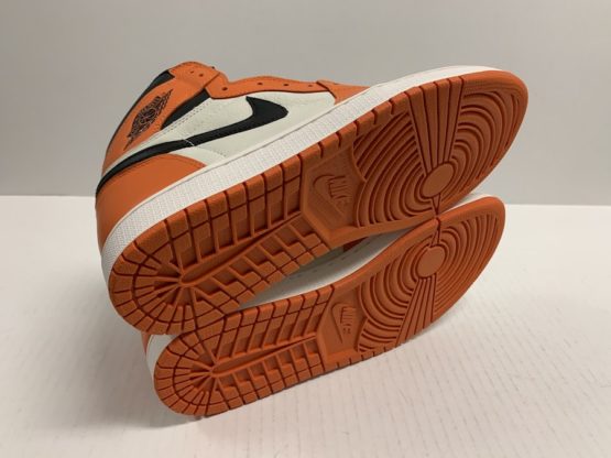 Nike Air Jordan 1 Retro "Reverse Shattered Backboard" (2016) - Image 5
