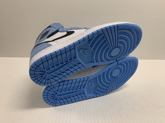 Nike Air Jordan 1 High Retro "University Blue" (2021) - Image 5