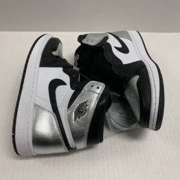 Nike Air Jordan 1 Retro Women "Silver Toe" (2021)_6985