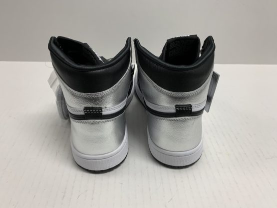 Nike Air Jordan 1 High Retro W "Silver Toe" (2021) - Image 3