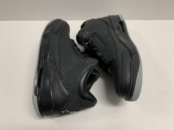 Nike Air Jordan III Retro "Black Flip" (2011)
