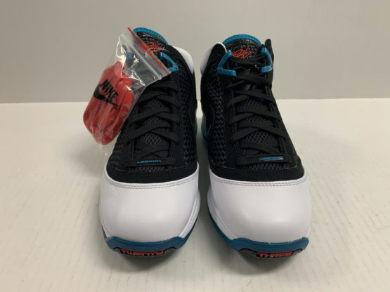 Nike LeBron VII QS NFW "Red Carpet" (2019) - Image 2